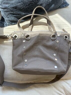 Pewter / Pebble Daniel Medium Hammitt Purse